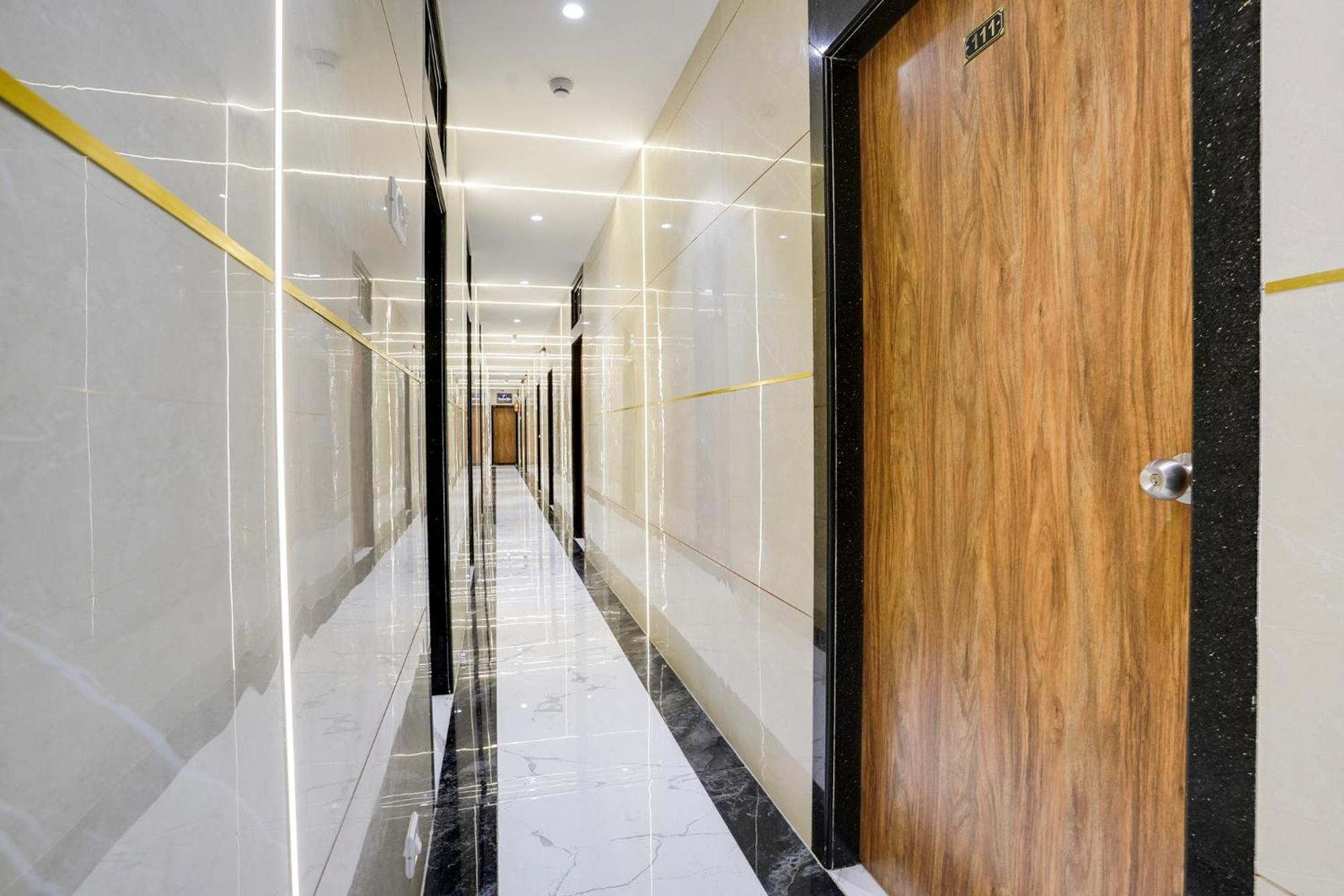 Fabhotel Rr Residency - Near Bkc Bombay Esterno foto